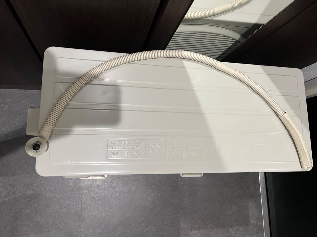 ＜室内機のみ。室外機と要同時購入＞DAIKIN 2023年購入 8畳用エアコン