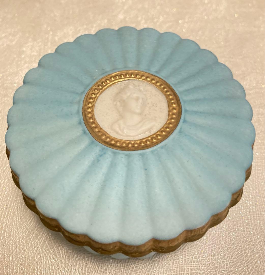 ポーセリンヴィラリPORCELLANE VILLARIボンボニェール（小物入れ）