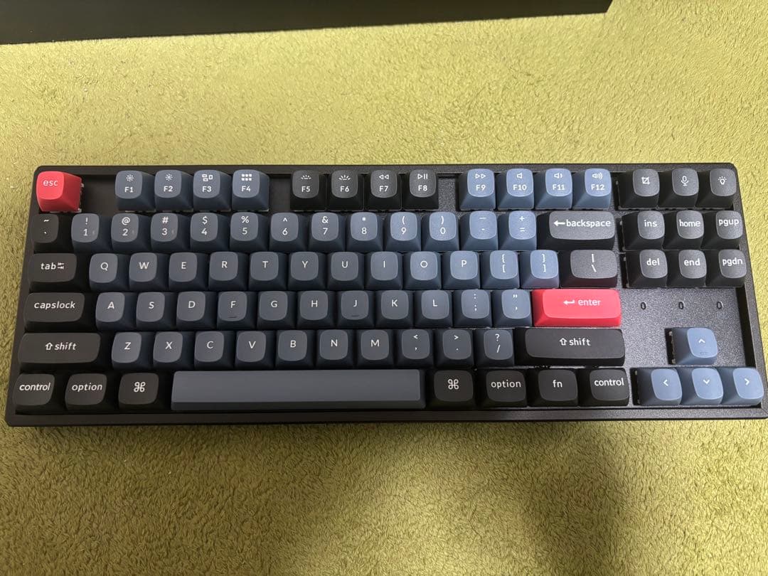 Keychron K8Pro ワイヤレスメカニカルキーボード(US配列/青軸)