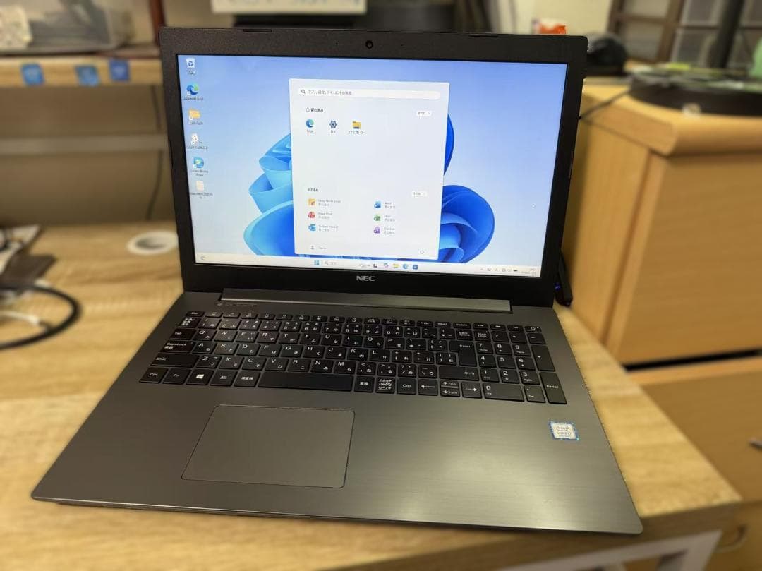 超美品 NEC NS700M i7 20G 新品SSD512GB Office付