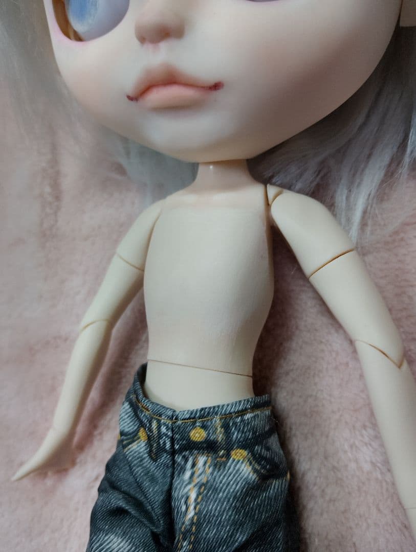 カスタムアイシードール シルバーヘアの男の子 アウトフィット付き