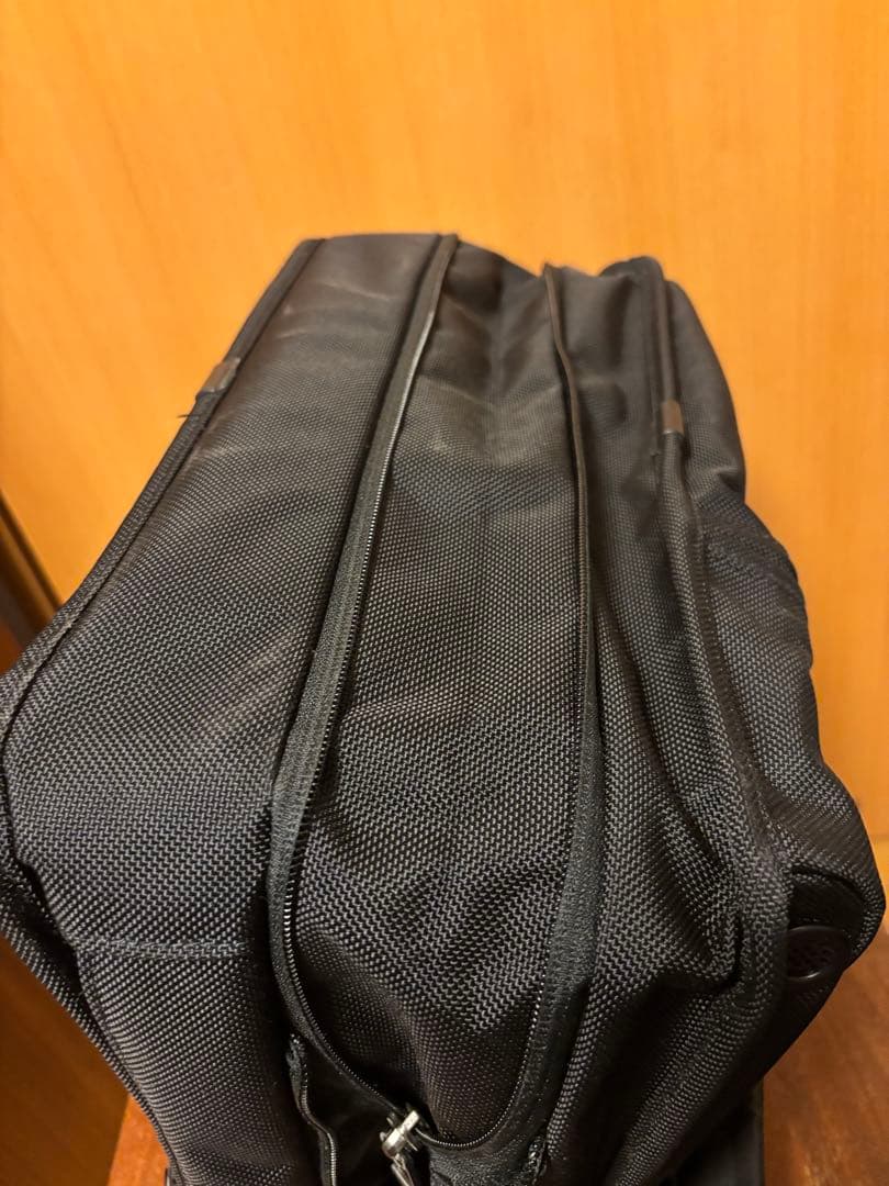 TUMI ビジネスバッグ　付属品完備　PCケース付　 拡張機能