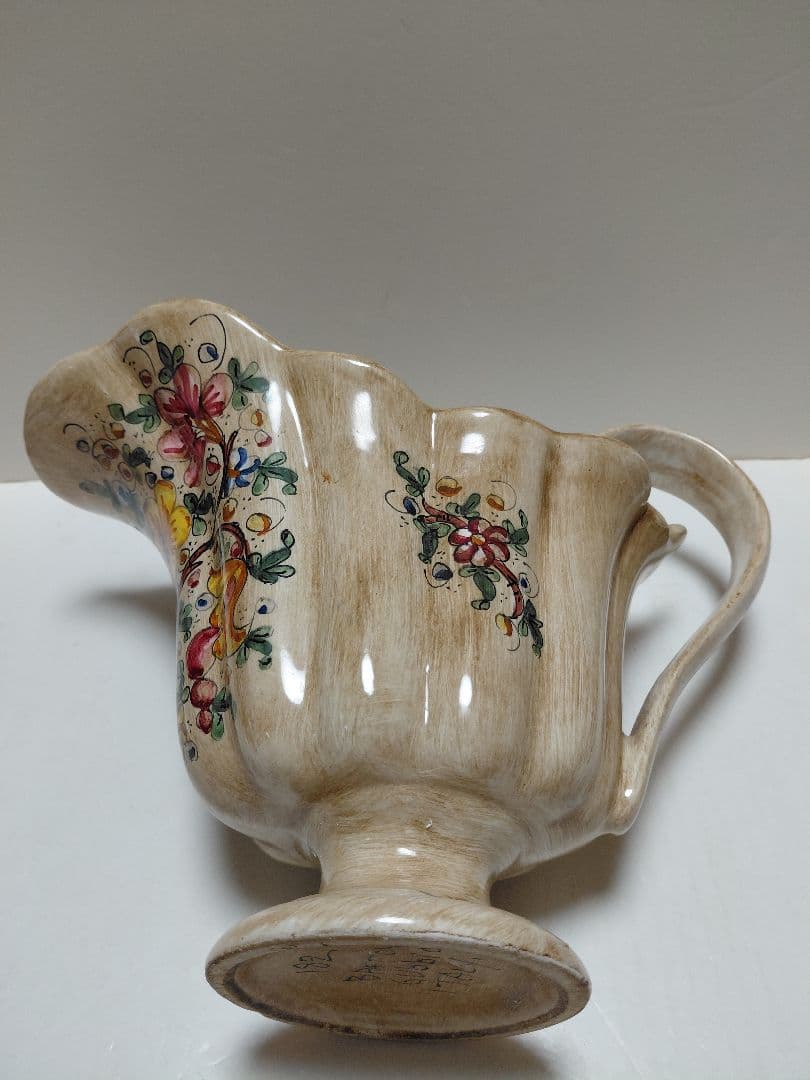 イタリアグッピオ　バフォッキオ工房