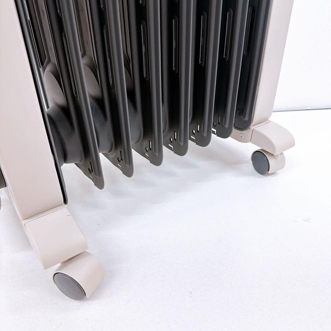 デロンギ　オイルヒーター ヴェルティカルド RHJ21F0812-GY