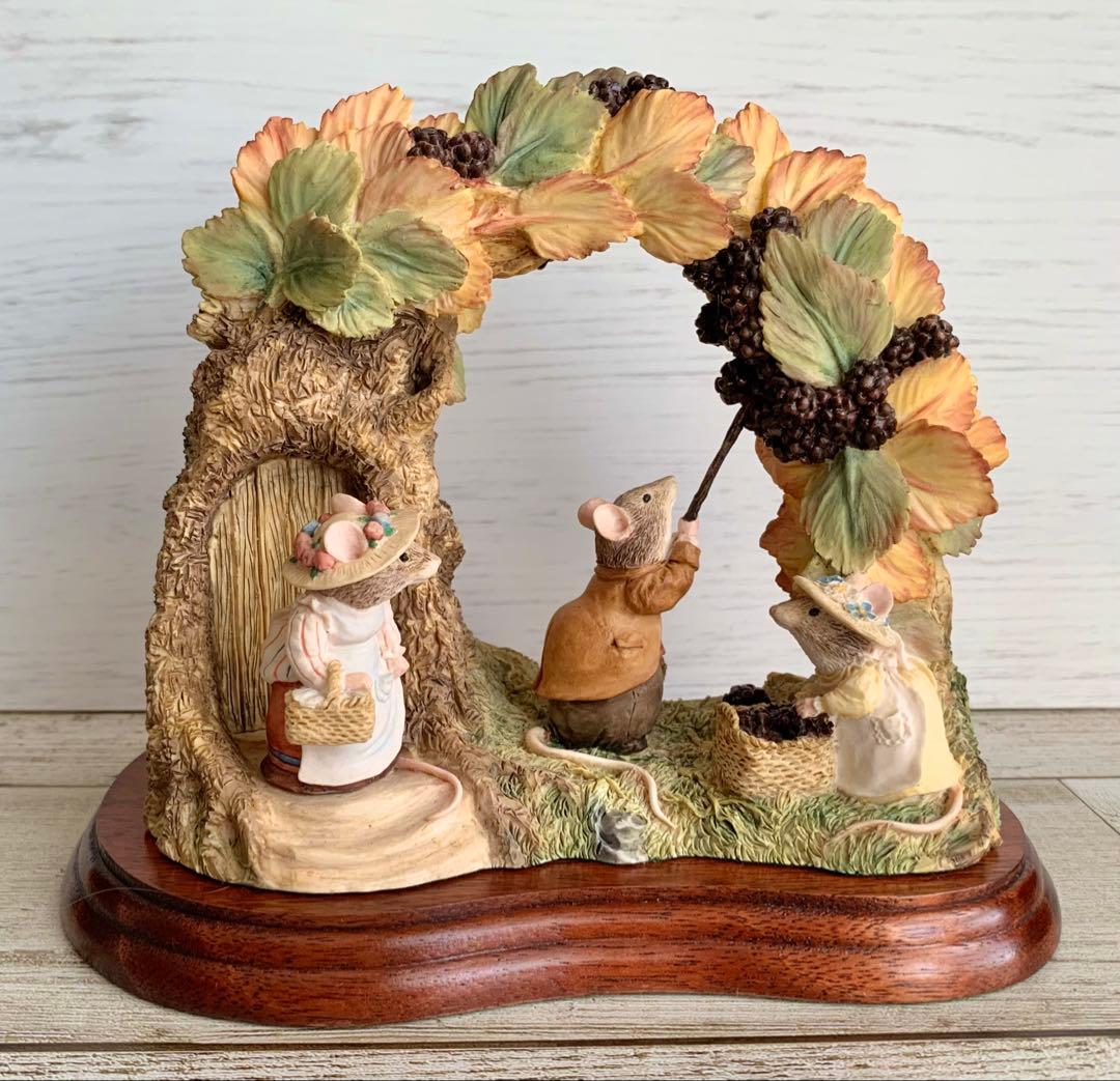 【希少】ブランブリーヘッジ 秋 Autumn タブロー フィギュリン 置物