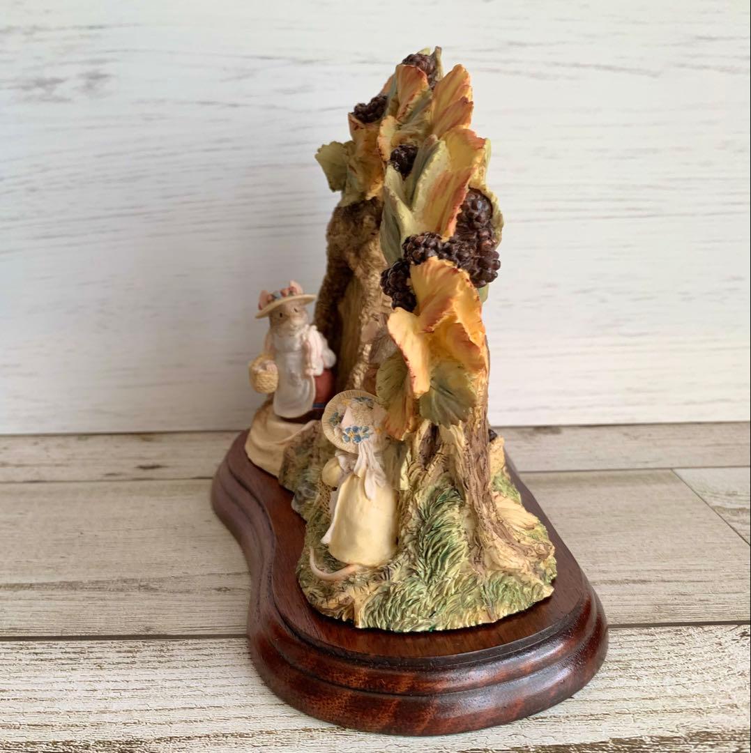 【希少】ブランブリーヘッジ 秋 Autumn タブロー フィギュリン 置物