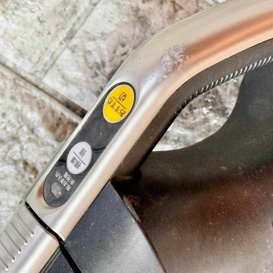 2022年製 東芝「トルネオ・コードレス」スティッククリーナー