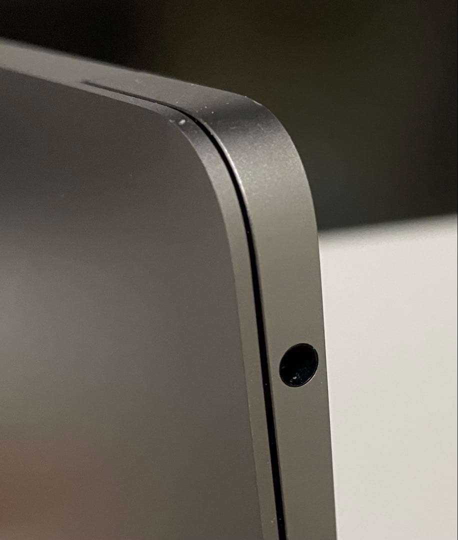 MacBook Air (M1, 2020) スペースグレー