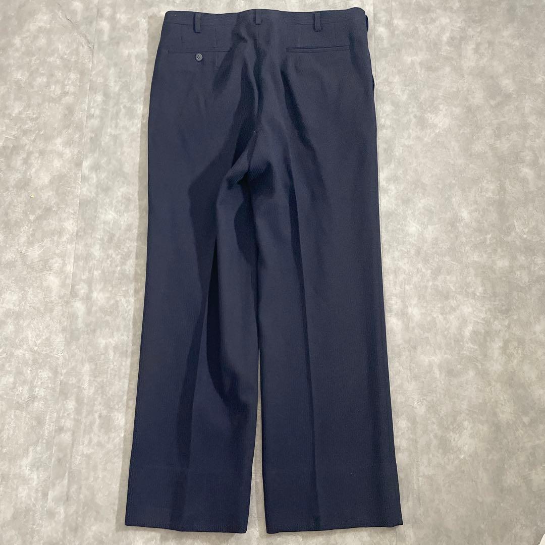 極上高級イギリス製3ピーススーツ × GIANNI VERUSACEネクタイ