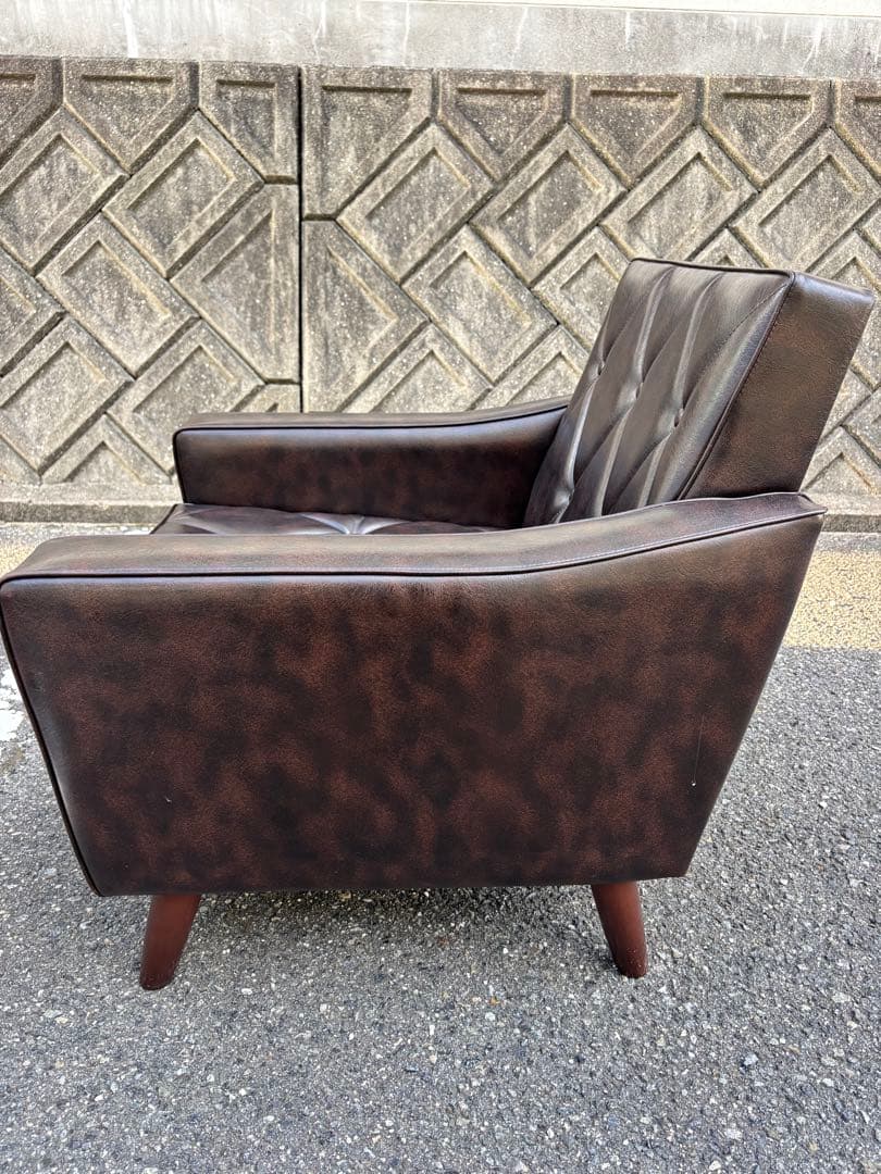 【カリモク】 ロビーチェア　 1人掛け　ソファ 　アームチェア 　ダークブラウン