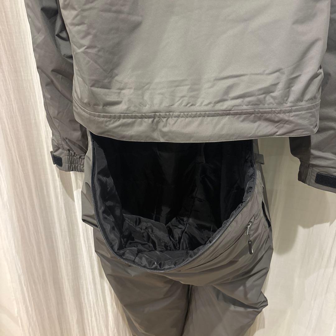 ワークマン　イナレム　防水つなぎ