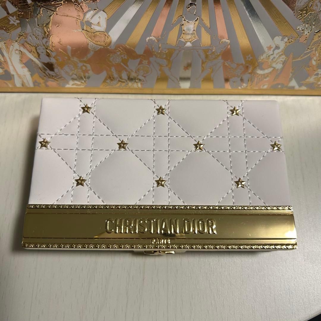 【完売品】Dior クチュール アイ パレット ホリデー コレクション 2025