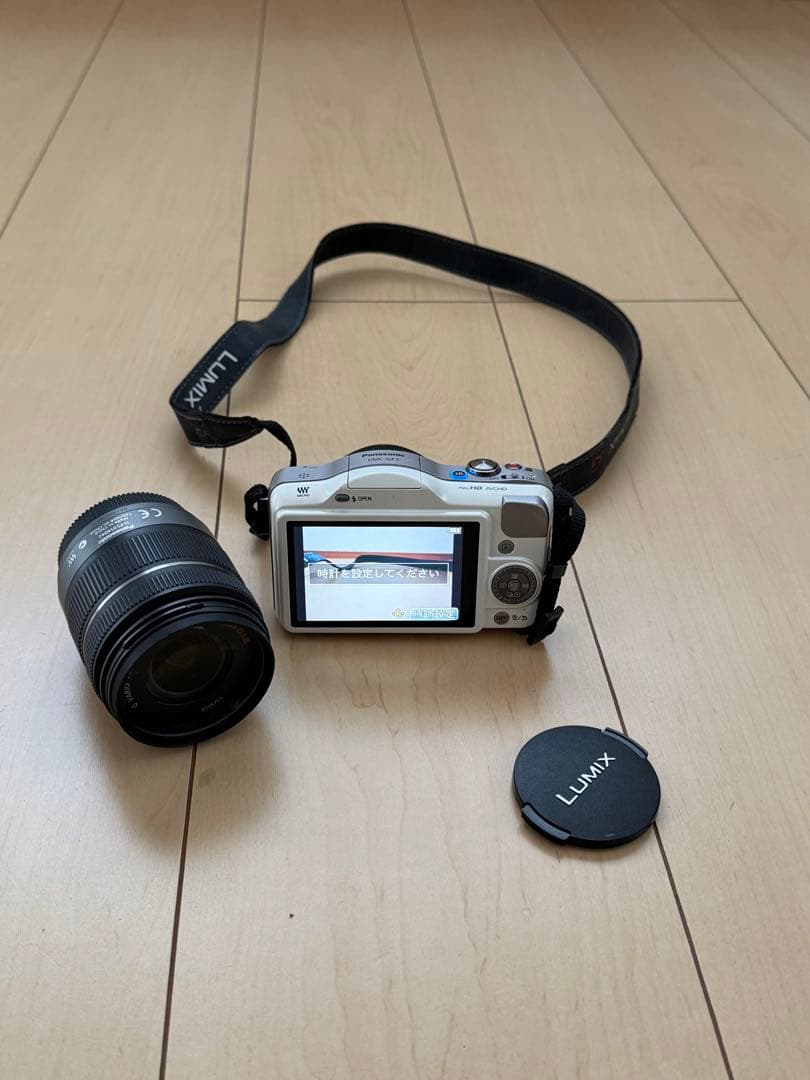 LUMIX DMC-GF3 ミラーレス一眼 Panasonic