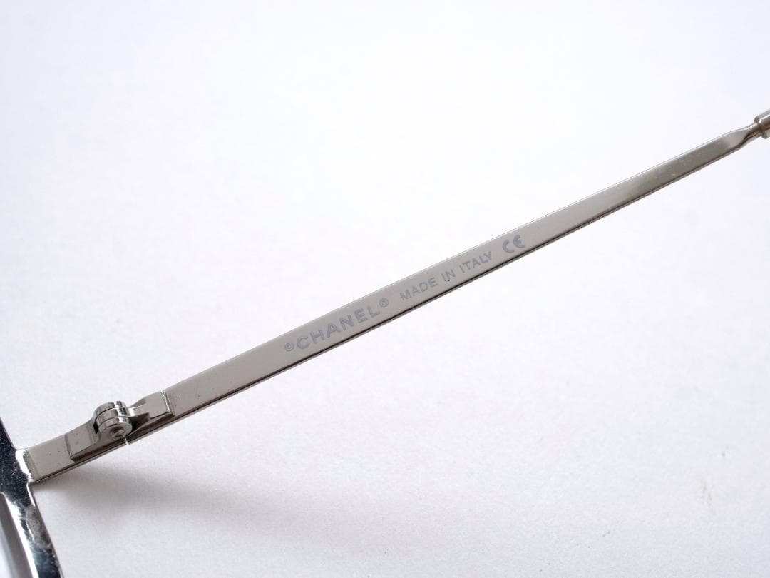 訳あり シャネル 4031 宇多田ヒカルモデル レンズ割れあり　702