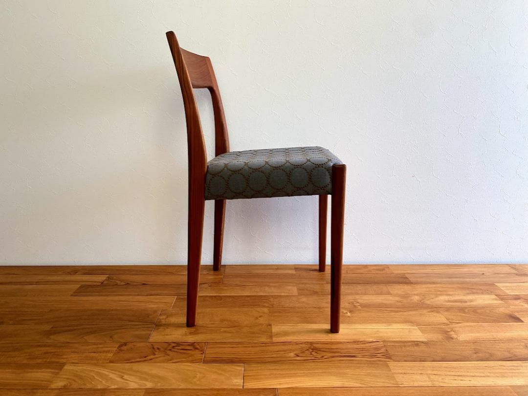 こでまり スウェーデン製 チーク チェア ミナペルホネン仕上済