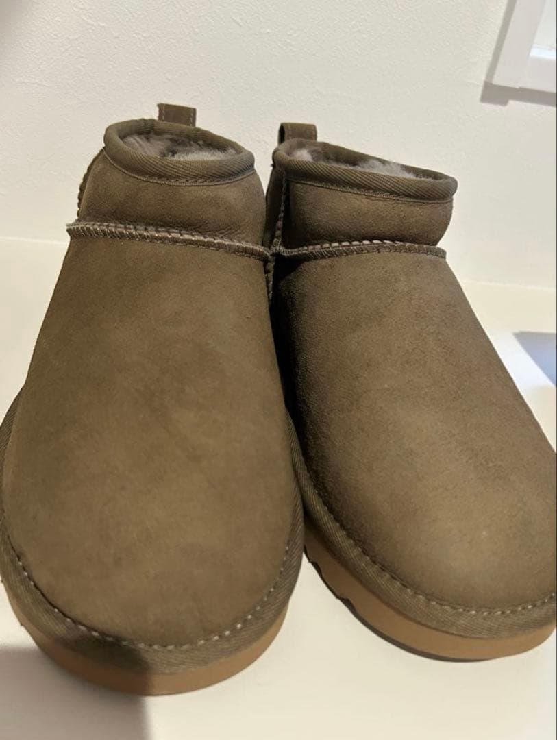 UGG クラシックウルトラミニブーツ24.0cm