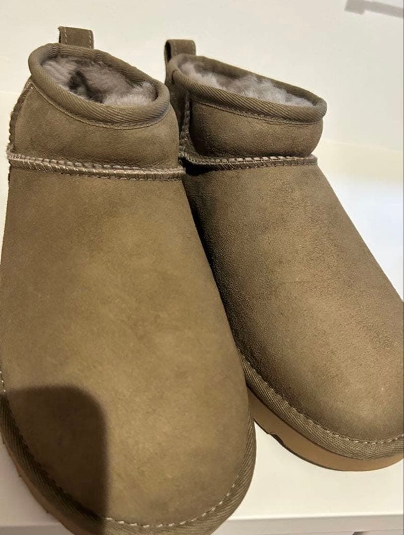 UGG クラシックウルトラミニブーツ24.0cm