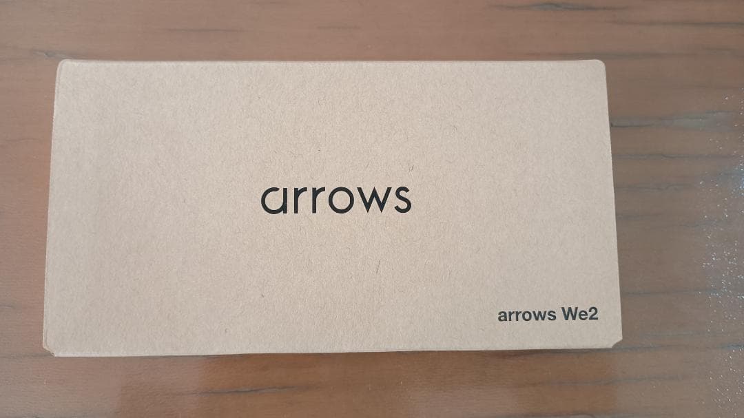 arrows We2 ( 貴重な128GBモデル64GBではない )