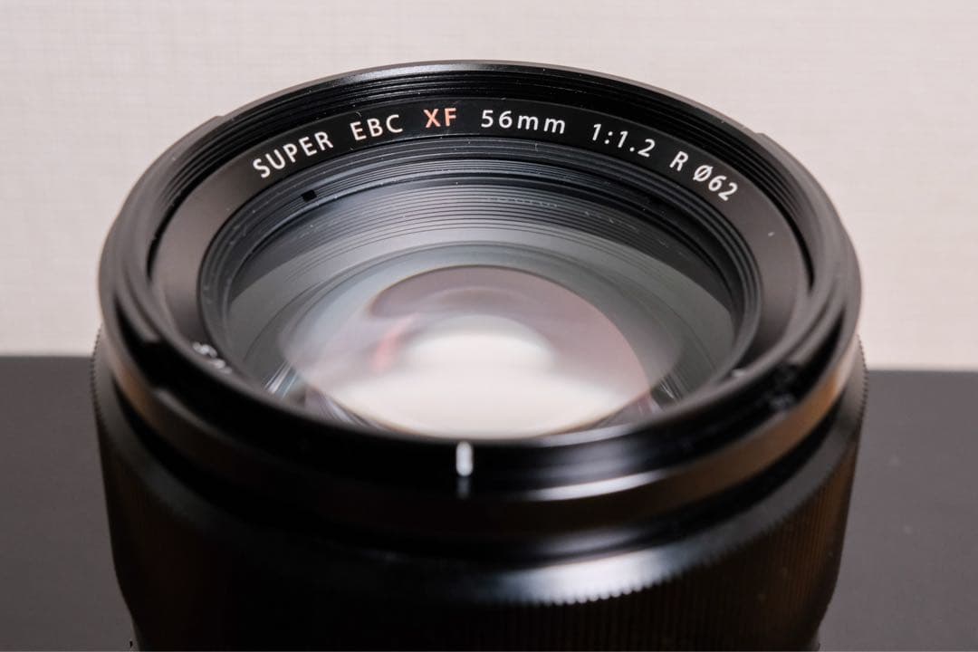 美品 富士フイルム XF56mm F1.2 R 純正角型フード付