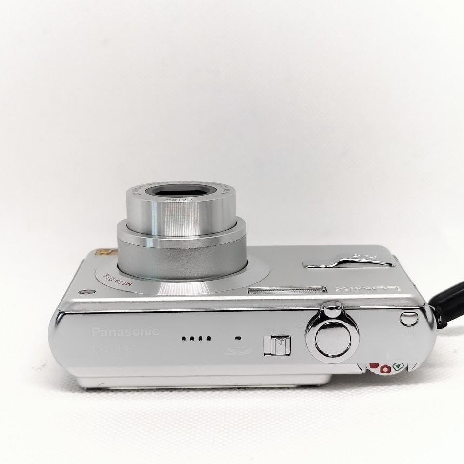 Panasonic LUMIX DMC-FX7 シルバー 82c586