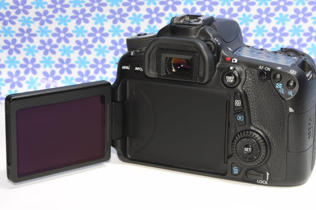 Wi-Fi内蔵❤Canon EOS 70D❤️️高画質❤️動画撮影❤おすすめカメラ❤️