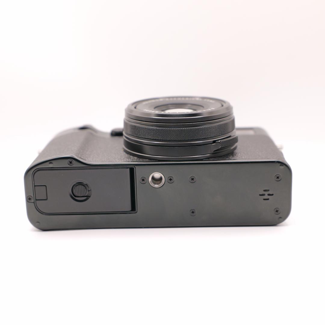 【極美品】FUJIFILM X100VI シャッター回数1400回 付属品完備
