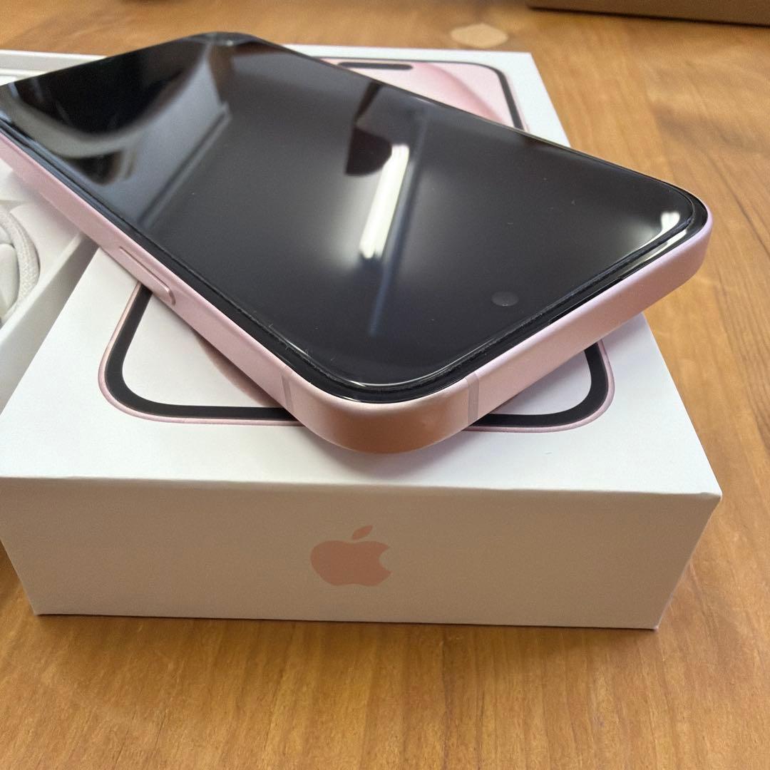 iPhone 15 ピンク 本体 128GB SIMフリー