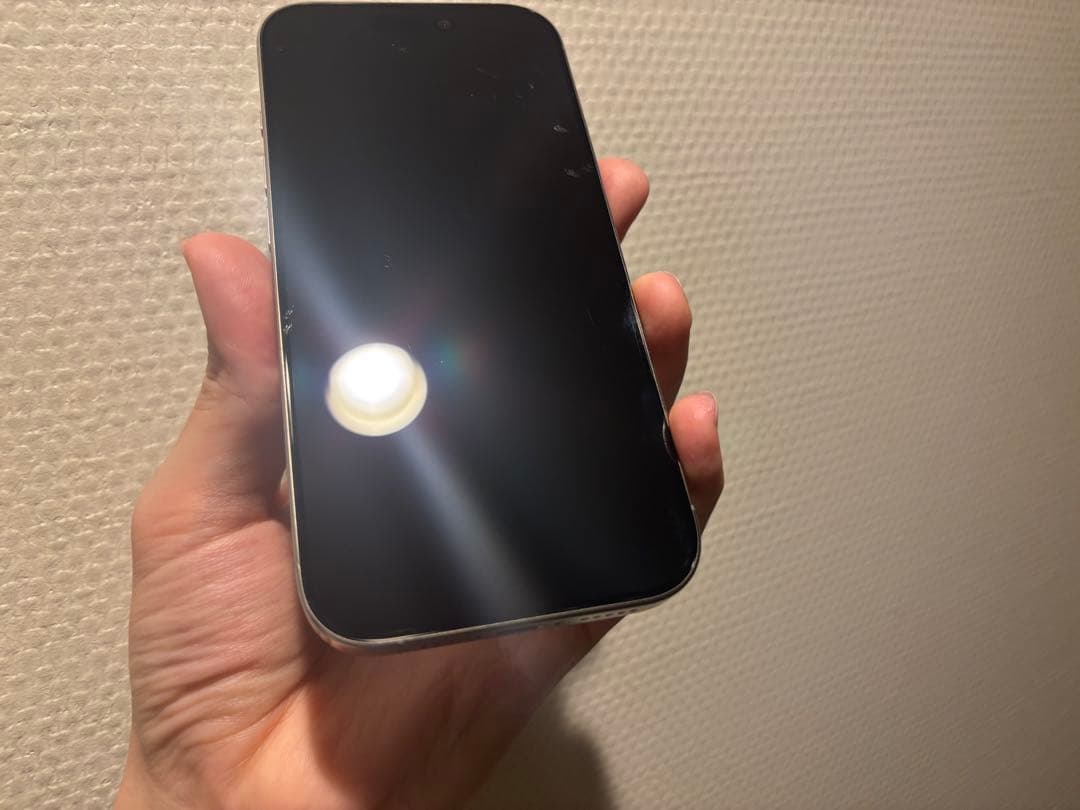 Apple iPhone 16pro本体　美品