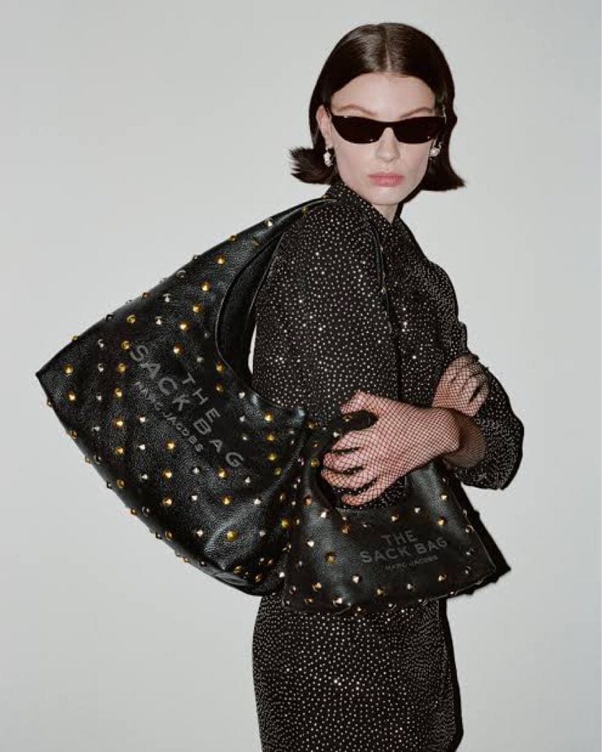 【完売品】 marc jacobs the sack bag スタッズ 黒