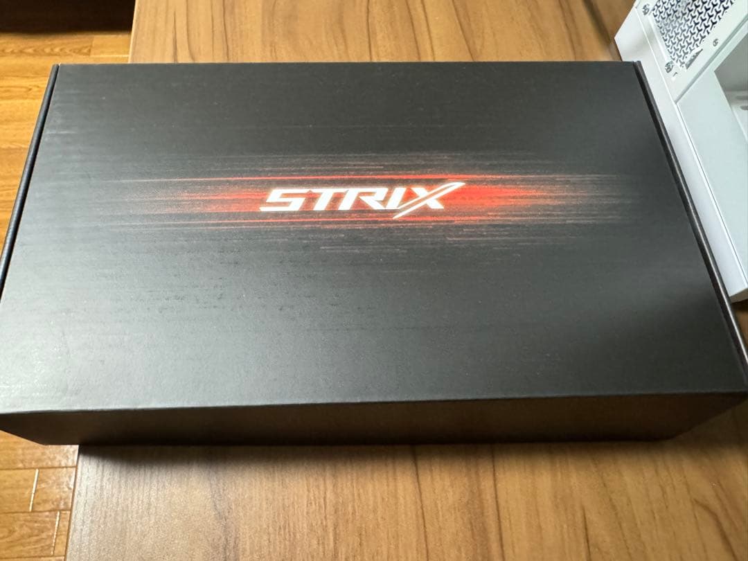 【ASUS】ROG-STRIX RX5700XT【GPU】