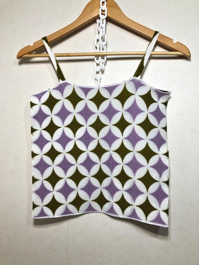 059051 ISSEY MIYAKE PLEATS (T.) プリーツ