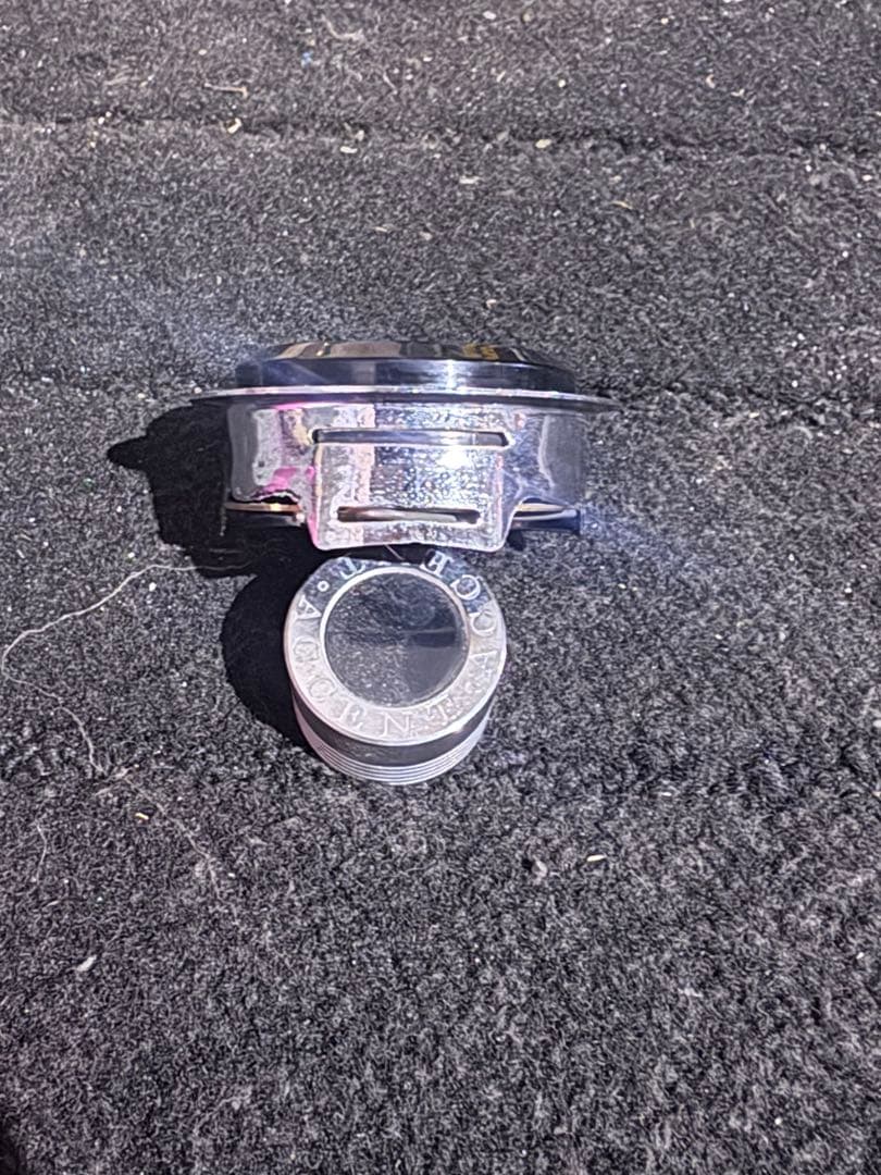 ポルシェ911 ステアリング　ホーンボタン 希少　おまけ有り