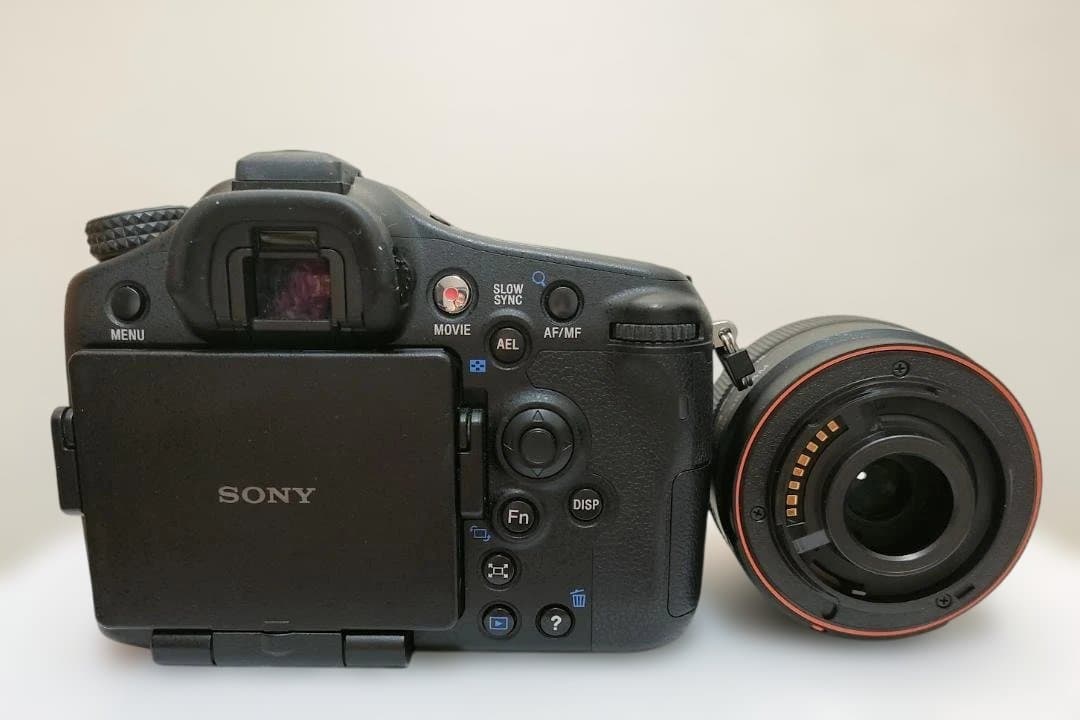【美品】SONY α77 SLT-A77V レンズ・カメラバッグ付