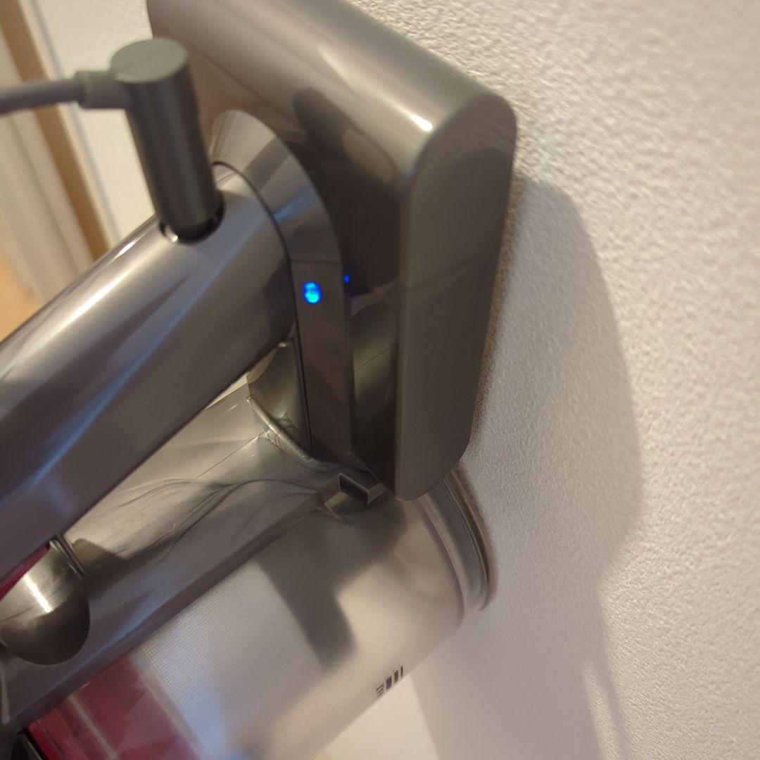 美品！バッテリー交換済み！ dyson ダイソン v7slim