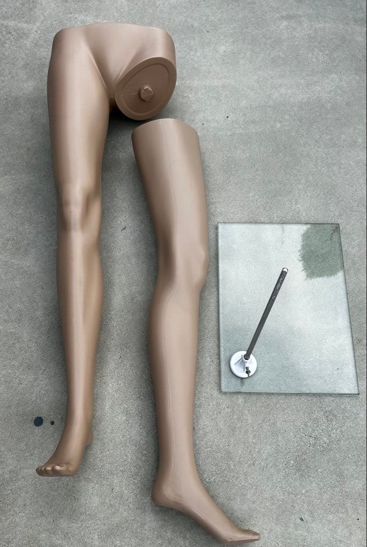 ベージュ マネキン スタンド付き