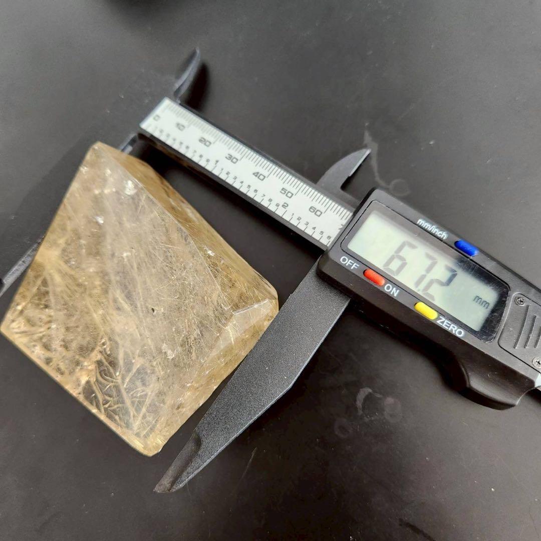 お正月SALE〜☆天然石☆ ルチルクォーツ　ヴィーナス　虹　高品質　原石　箱付き