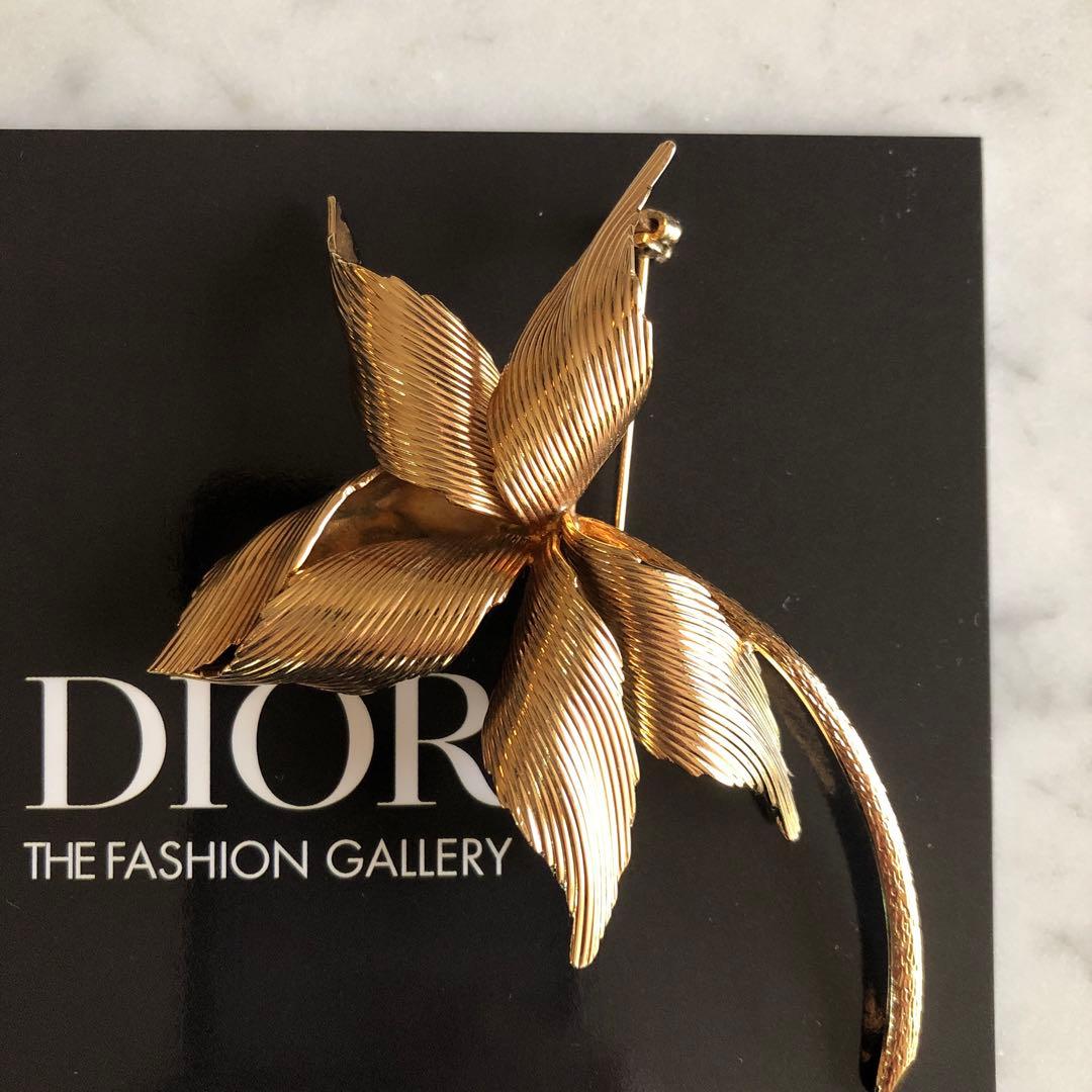 ディオール　DIOR ブローチ
