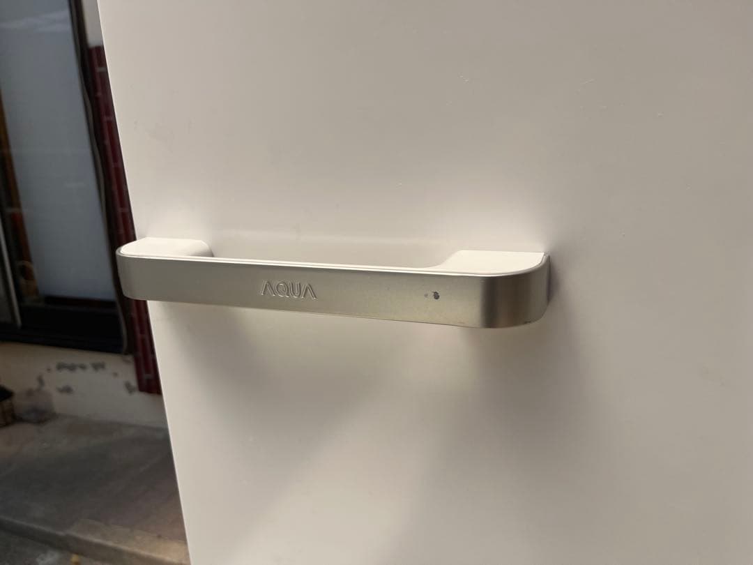 アクア 272L 3ドア 冷蔵庫 AQR-27N(W) 右開 2023年製 中古