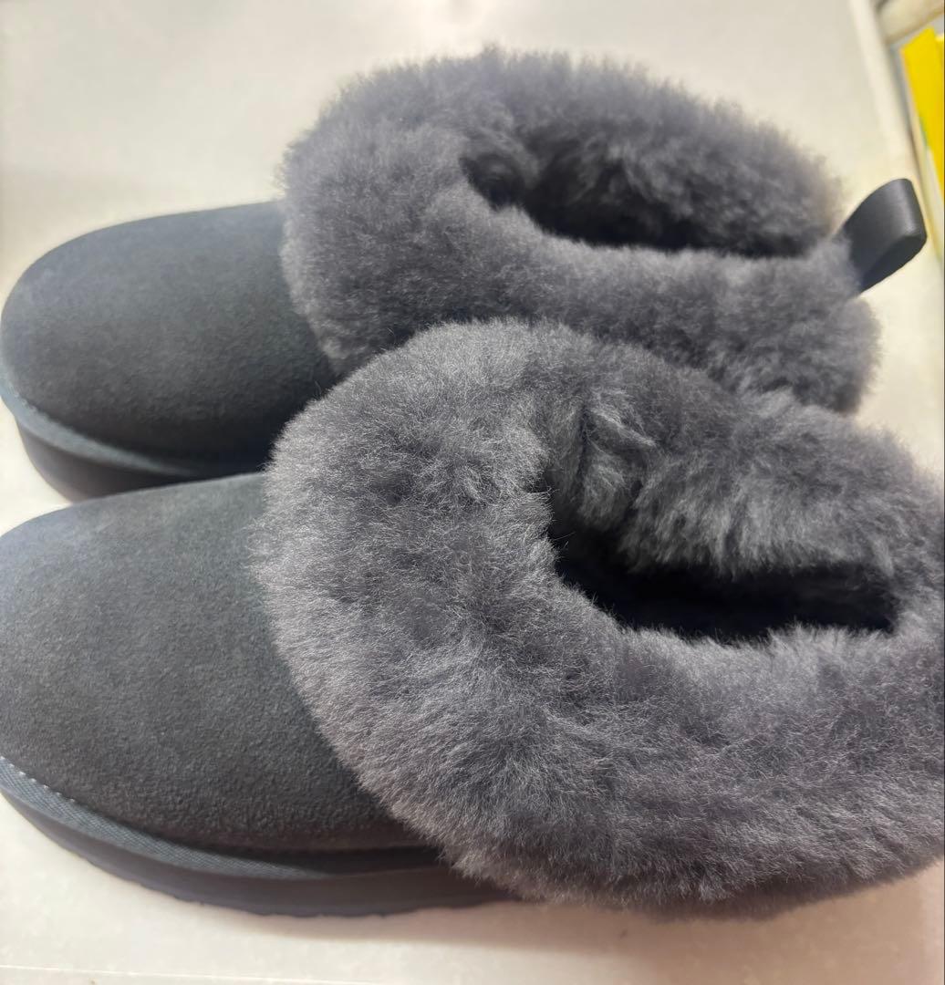 UGG タゼル Tazzelle Obsidian 23cm