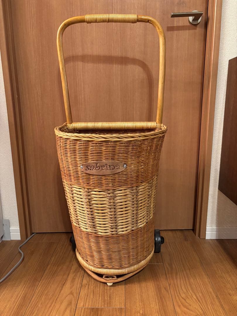 アンティーク ラタン カゴキャリー　ショッピングカート バスケット　籐　収納