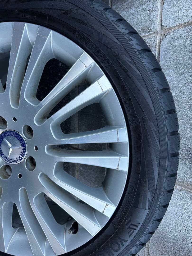 メルセデスベンツVクラス 18インチ スタッドレスタイヤ・ホイールセット