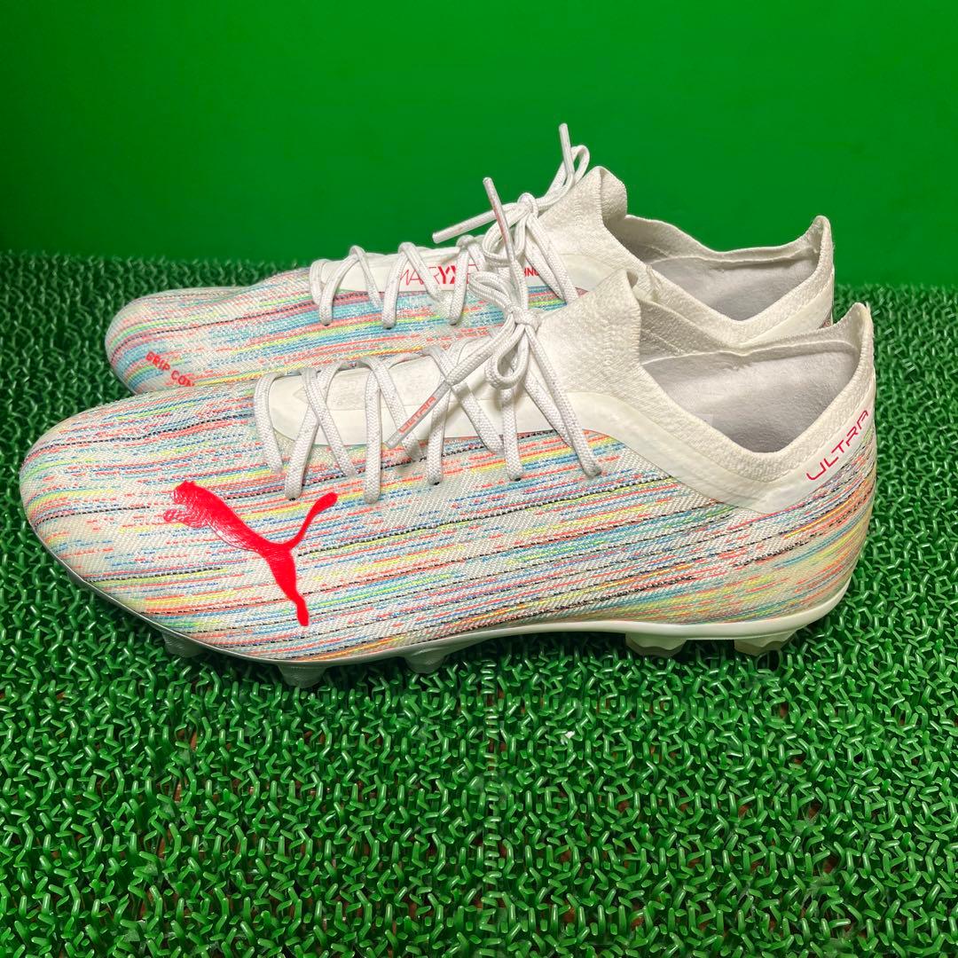 プーマ サッカースパイク プーマ ウルトラ 1.2 HG(ホワイト×レッド)