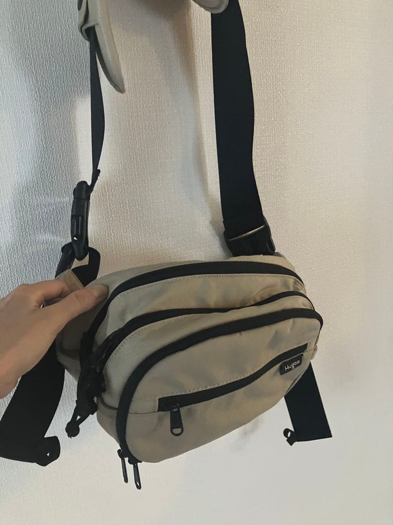 最終値下げ　ほぼ未使用！美品　Hugoo ヒップシート　ベージュ色