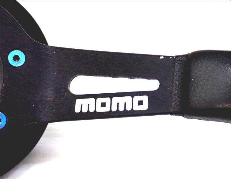 momo ステアリング 35φ ディープコーン