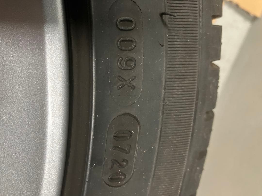 プリウス 30 ツーリング 純正ホイール ミシュラン プライマシーHP