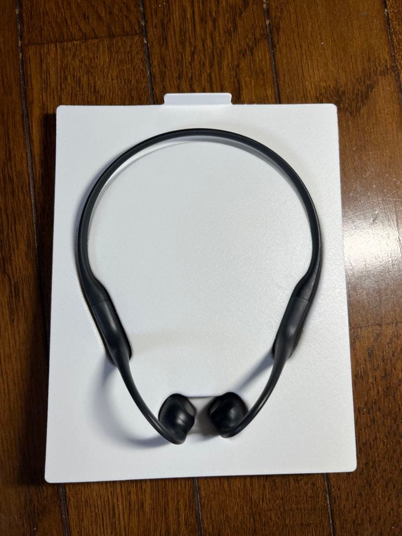 shokz openrun 骨伝導イヤホン ブラック（充電ケーブル+1本）