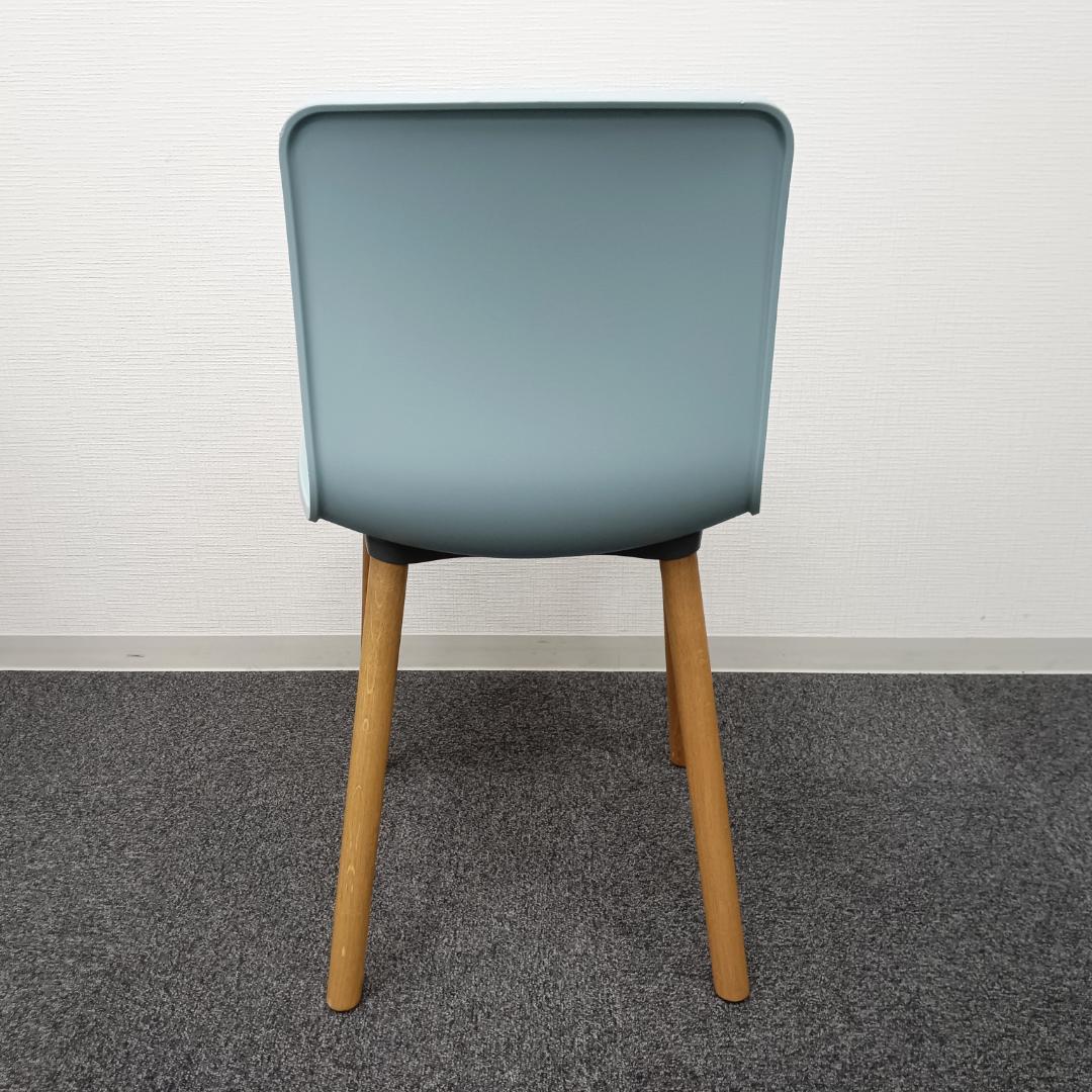 某服好きページ★ヴィトラ★ハル ウッド チェア★アイスグレー★