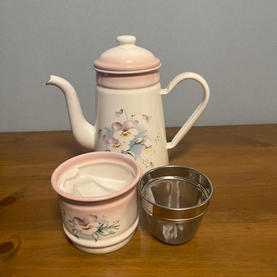 イマン茶漉し付きケトル