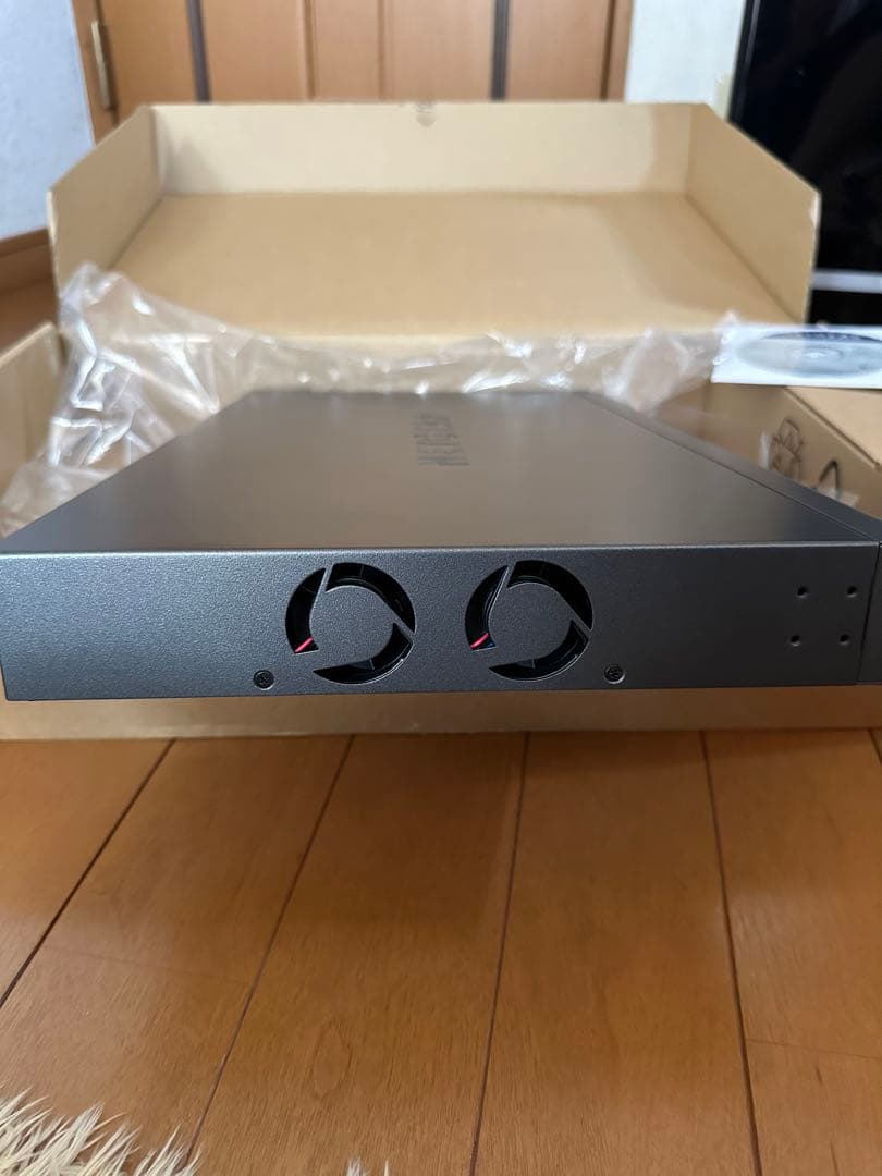 NETGEAR GSM7224P-100AJS ギガビット 24ポート