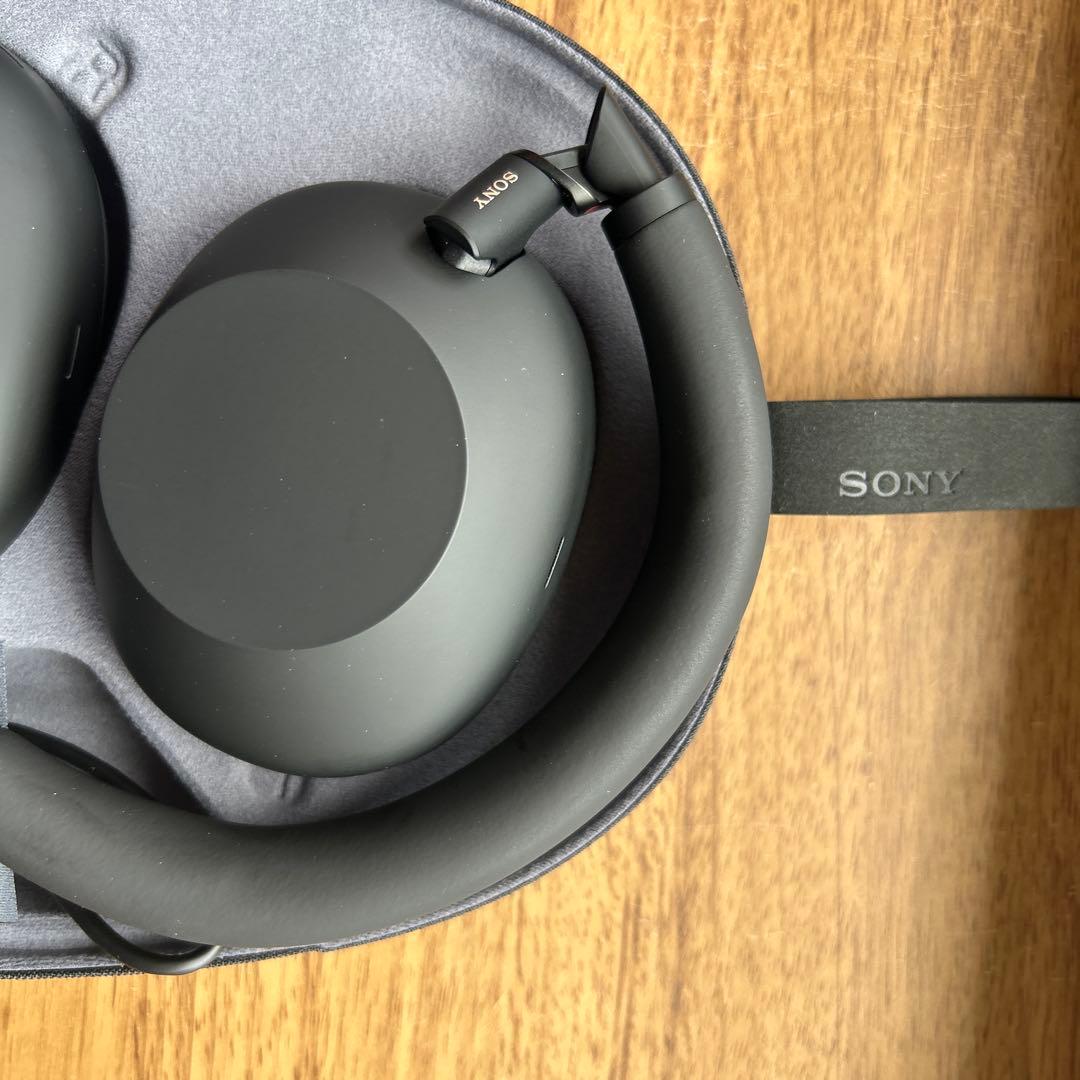 SONY ワイヤレスヘッドホン ブラック 収納ケース付きWH-1000XM6